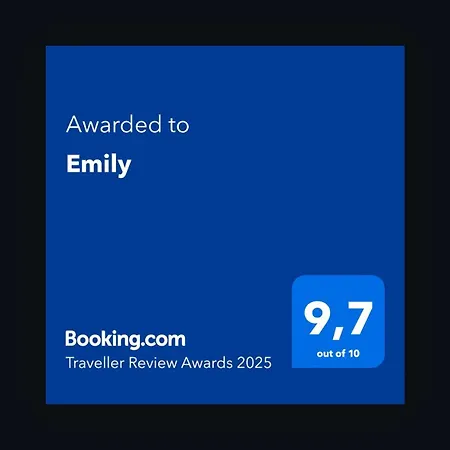 Emily Apartment *